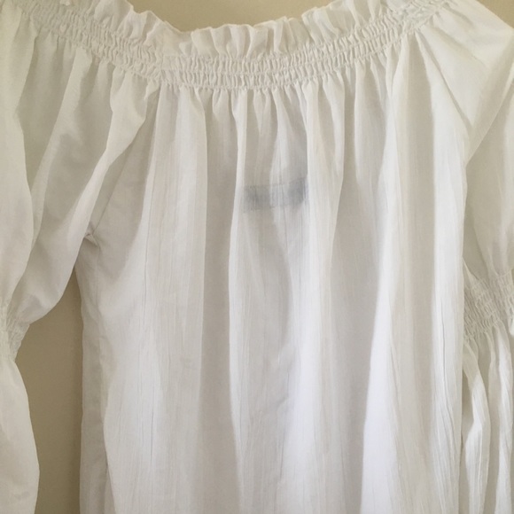 ✨NWOT✨ White romantic medieval top - Picture 5 of 6